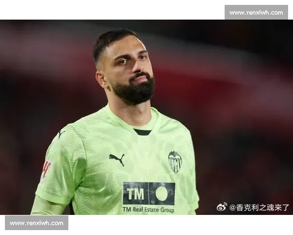 马马尔达什维利深情告别瓦伦西亚，官宣加盟利物浦开启英超新征程